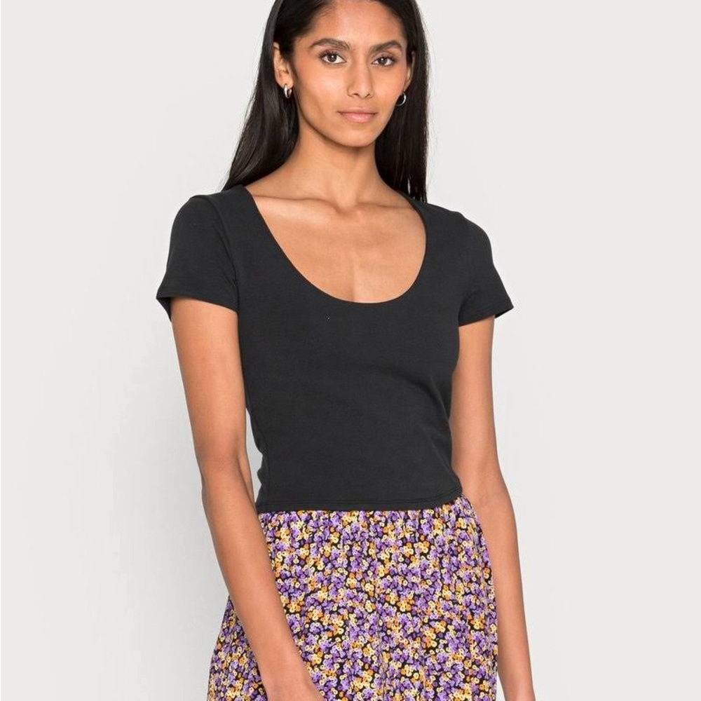 Abercrombie & Fitch Cotton Seamless Fabric Scoopneck Tee Black XS